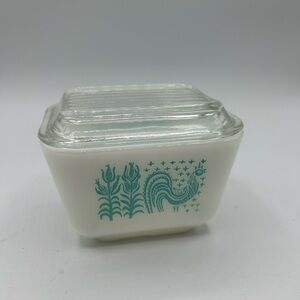Vintage pyrex amish butterprint 1 1/2 cup dish